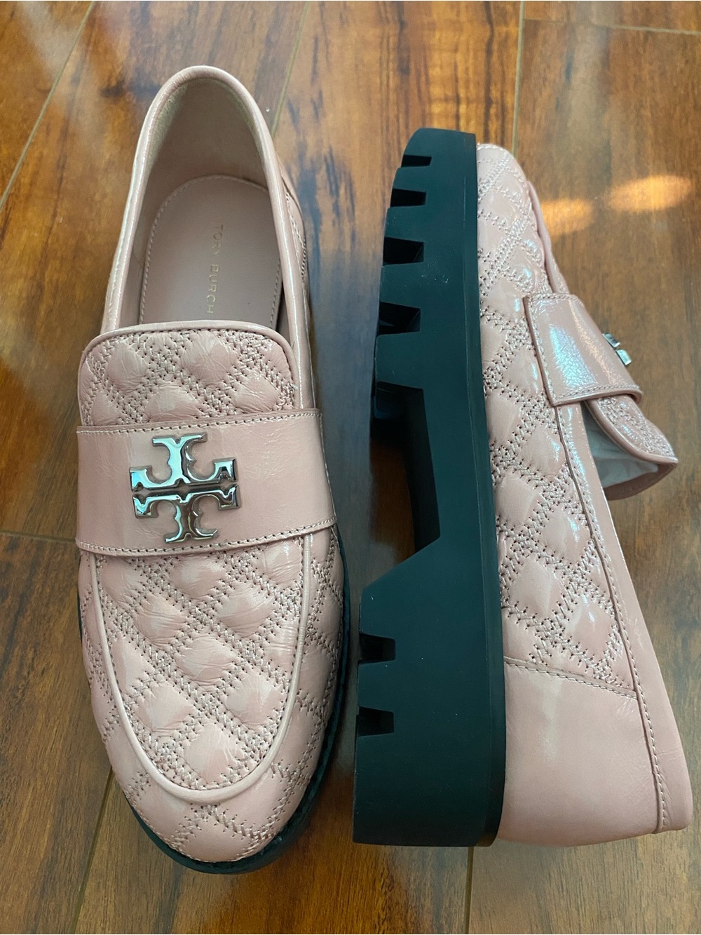 Tory Burch mini everly chunky loafer Venice patent leather crinkle